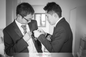 ling-viet-wedding-at-kumeu-valley-estate-vineyard-cottage-matua-winery-by-raduban-photography-wedding-photographer-auckland-new-zealand