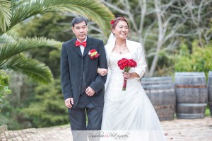 ling-viet-wedding-at-kumeu-valley-estate-vineyard-cottage-matua-winery-by-raduban-photography-wedding-photographer-auckland-new-zealand