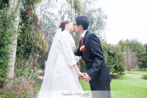 ling-viet-wedding-at-kumeu-valley-estate-vineyard-cottage-matua-winery-by-raduban-photography-wedding-photographer-auckland-new-zealand