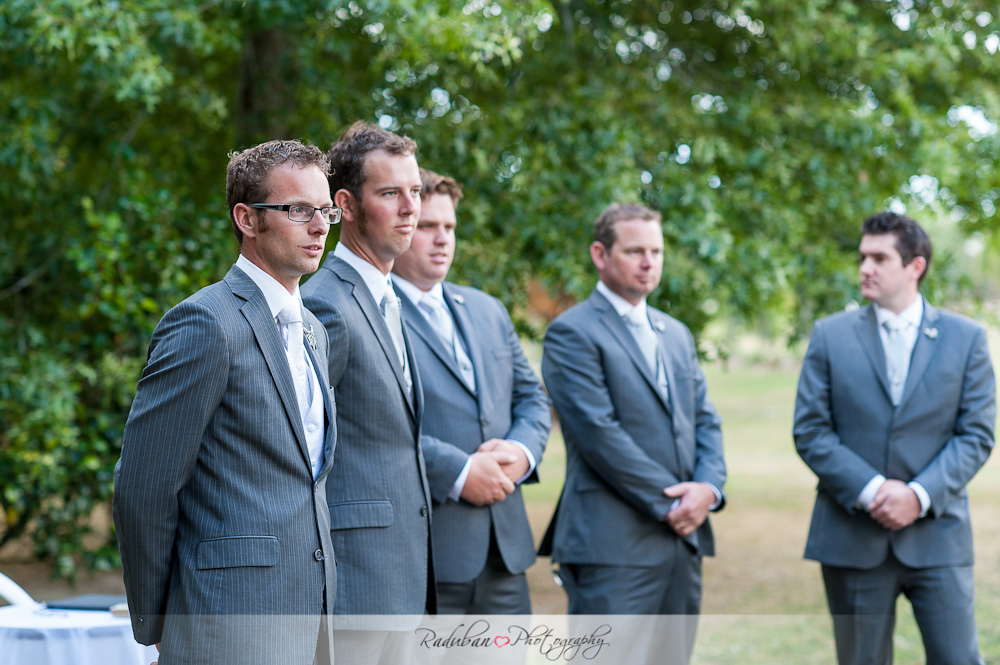 bridget-nathan-brigham-auckland-candid-wedding-photographer-raduban-photography
