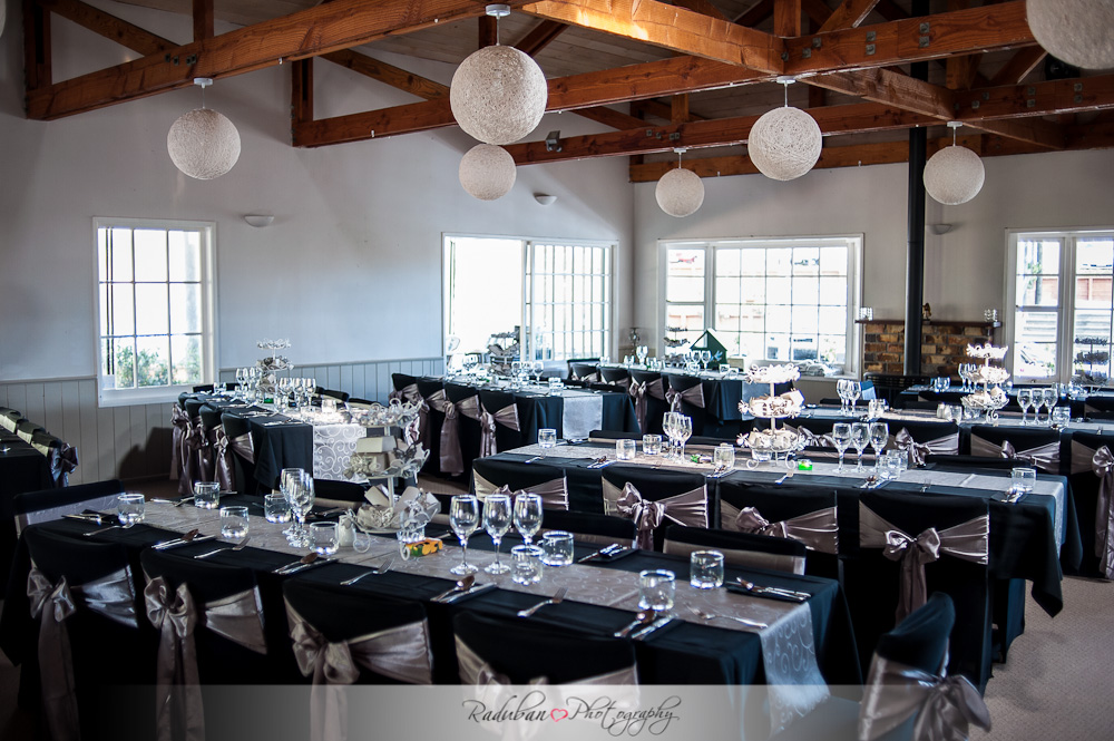 bridget-nathan-brigham-auckland-candid-wedding-photographer-raduban-photography