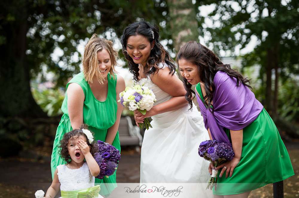 kat-todd-soljans-vineyard-auckland-cheap-candid-wedding-photographer-raduban-photography