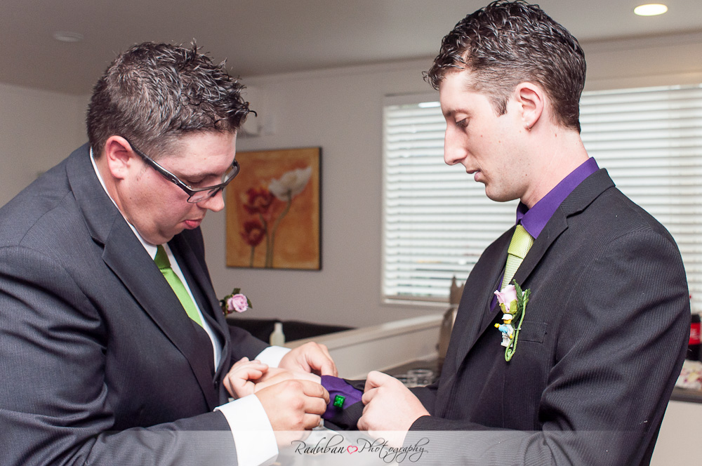 kat-todd-soljans-vineyard-auckland-cheap-candid-wedding-photographer-raduban-photography