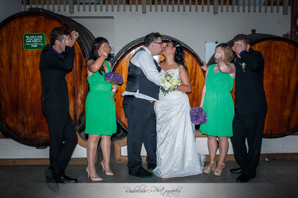 kat-todd-soljans-vineyard-auckland-cheap-candid-wedding-photographer-raduban-photography