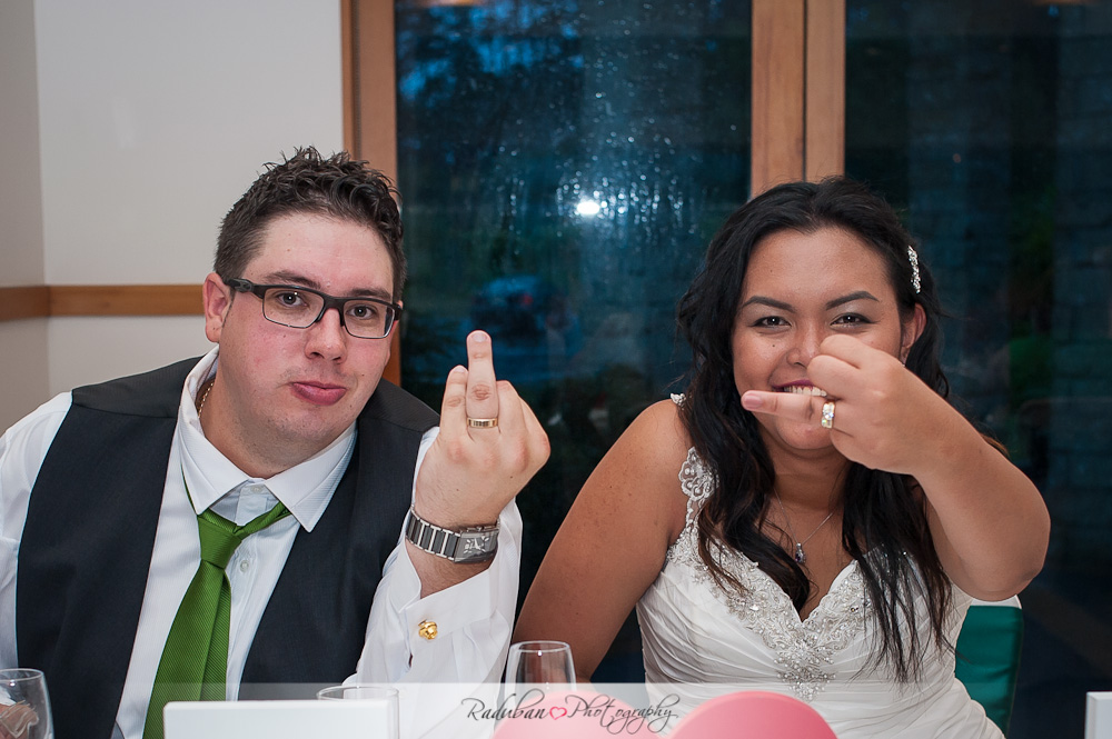 kat-todd-soljans-vineyard-auckland-cheap-candid-wedding-photographer-raduban-photography