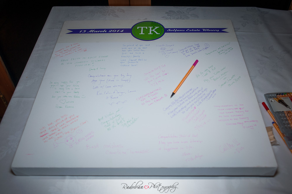 kat-todd-soljans-vineyard-auckland-cheap-candid-wedding-photographer-raduban-photography