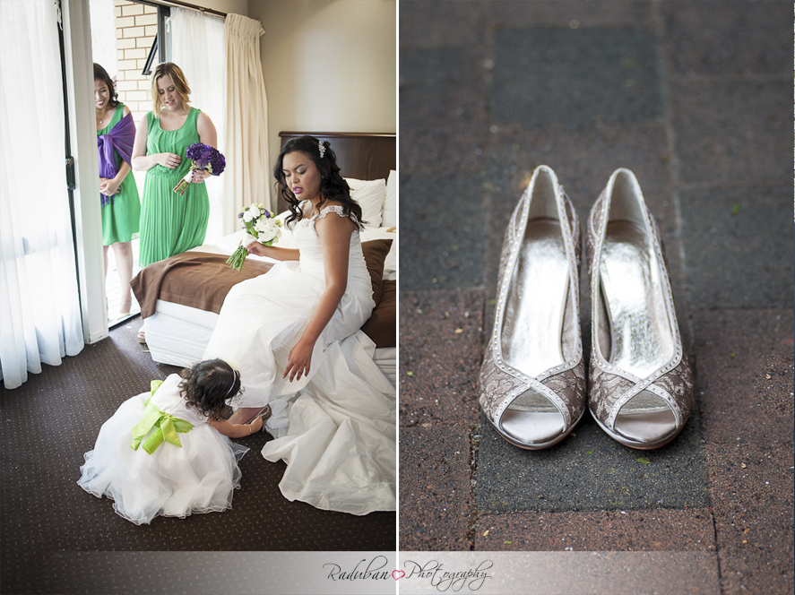 kat-todd-soljans-vineyard-auckland-cheap-candid-wedding-photographer-raduban-photography