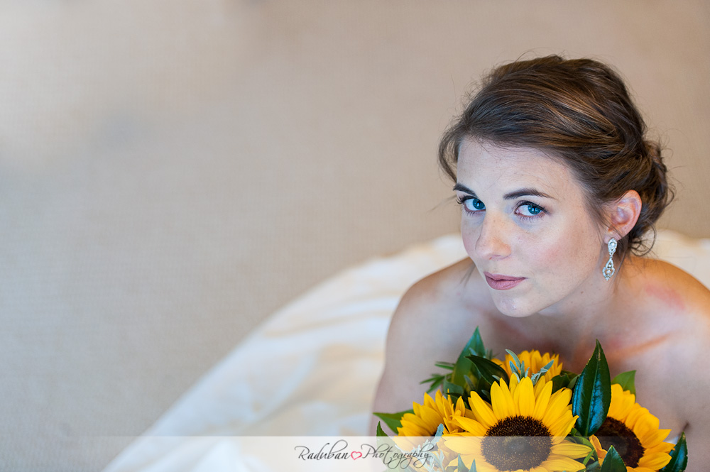 cheap-candid-auckland-wedding-photographer-devonport-beach-raduban-photography