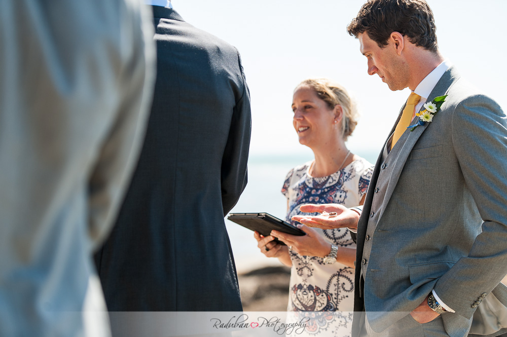 cheap-candid-auckland-wedding-photographer-devonport-beach-raduban-photography