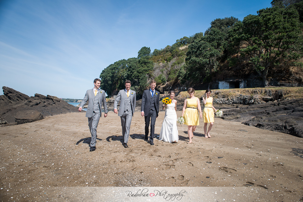 cheap-candid-auckland-wedding-photographer-devonport-beach-raduban-photography