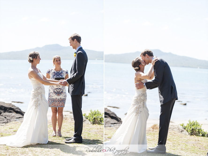 cheap-candid-auckland-wedding-photographer-devonport-beach-raduban-photography
