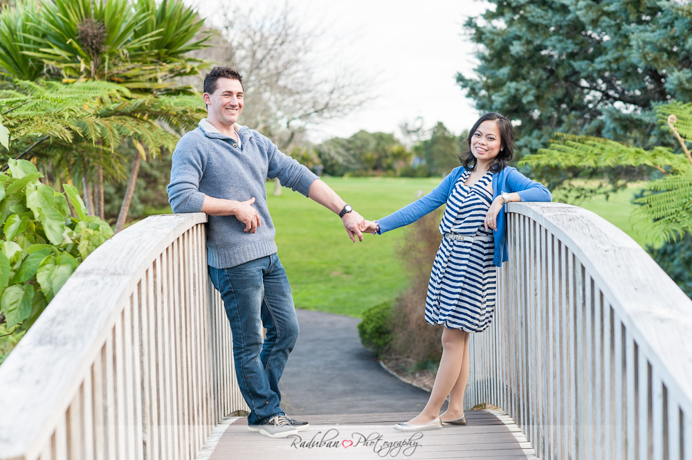ethel-morgan-engagement-auckland-botanic-garden-raduban-photography-cheap-candid-wedding-photographer-auckland
