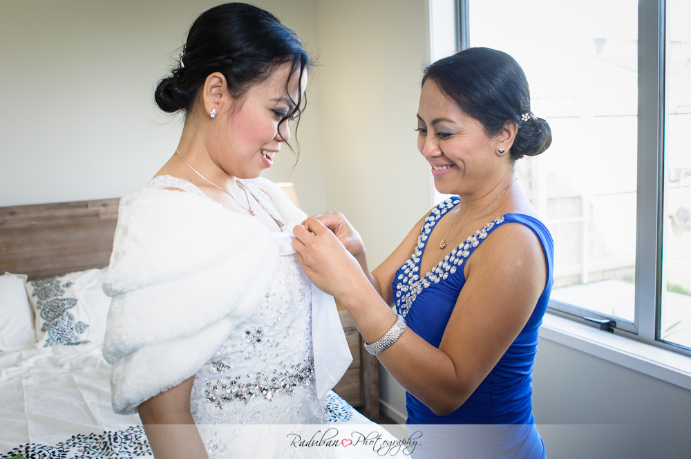 ethel-morgan-wedding-gracehill-vineyard-raduban-photography-cheap-candid-wedding-photographer-auckland