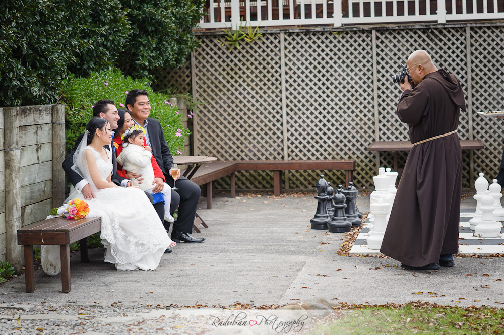 ethel-morgan-wedding-gracehill-vineyard-raduban-photography-cheap-candid-wedding-photographer-auckland
