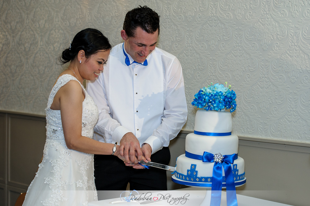 ethel-morgan-wedding-gracehill-vineyard-raduban-photography-cheap-candid-wedding-photographer-auckland