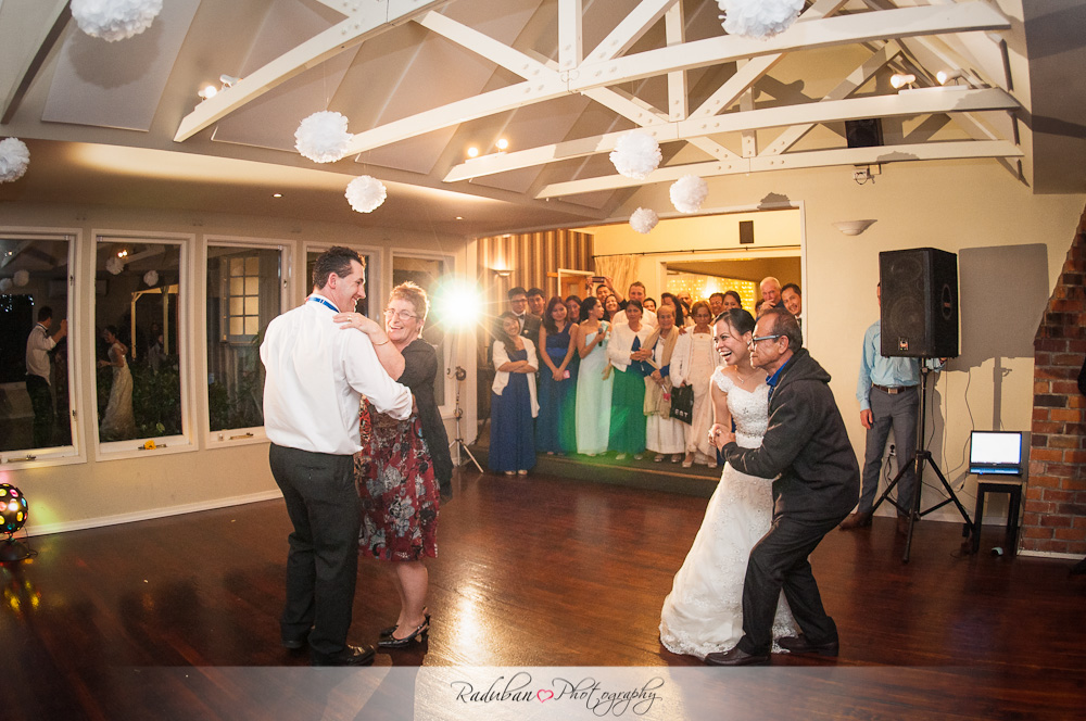 ethel-morgan-wedding-gracehill-vineyard-raduban-photography-cheap-candid-wedding-photographer-auckland