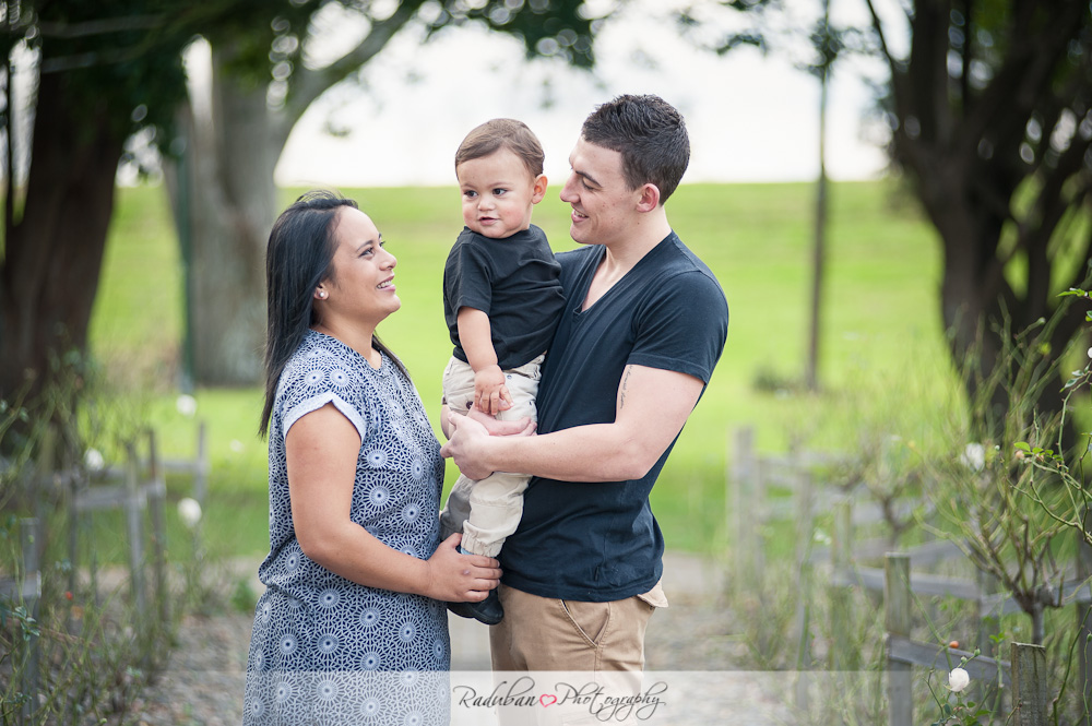 sherrane-kevin-whakatane-engagement-raduban-photography-auckland-cheap-candid-wedding-photographer