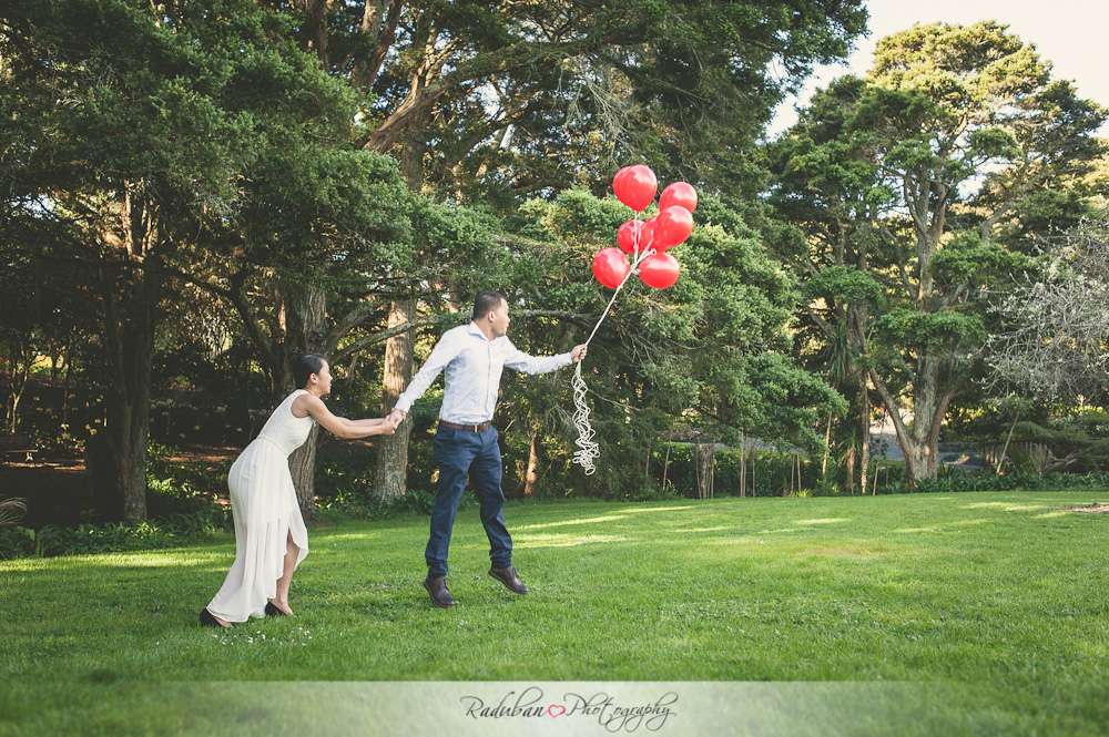 divine-jerome-engagement-auckland-botanic-garden-raduban-photography-candid-wedding-photographer