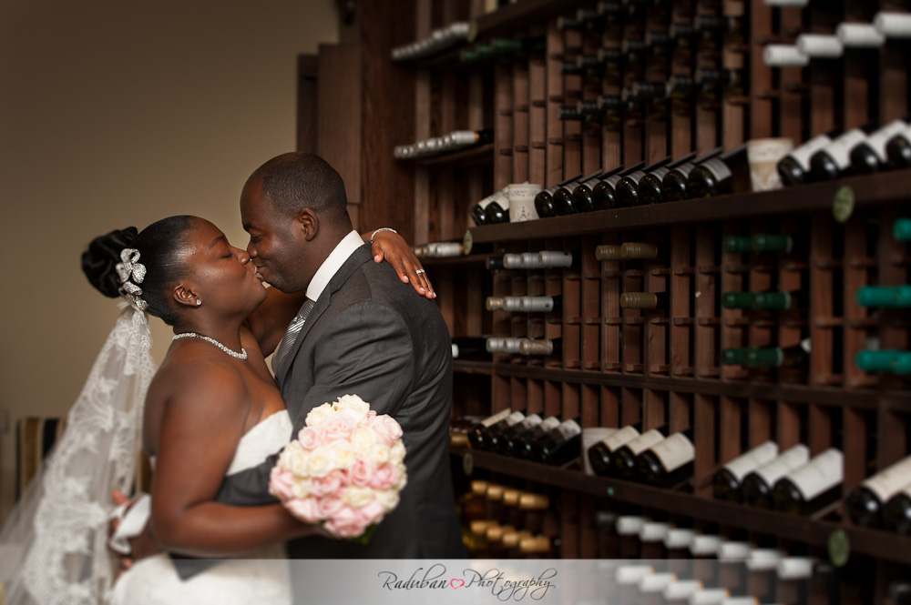 nana-yaa-kwaku-simunovich-olive-estate-auckland-cheap-candid-wedding-photographer-raduban-photography