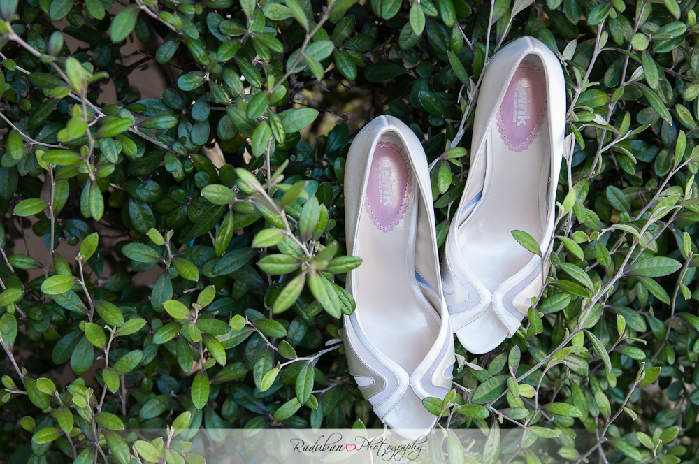 Mhairi-Andrew-Howick-historical-village-wedding-raduban-photography-candid-wedding-photographer-auckland