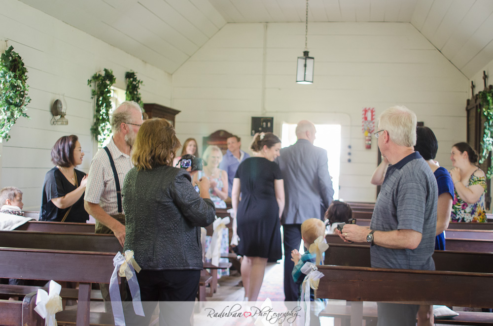 Mhairi-Andrew-Howick-historical-village-wedding-raduban-photography-candid-wedding-photographer-auckland