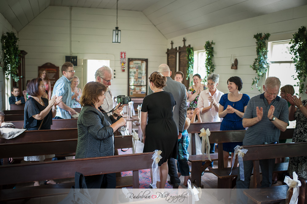 Mhairi-Andrew-Howick-historical-village-wedding-raduban-photography-candid-wedding-photographer-auckland