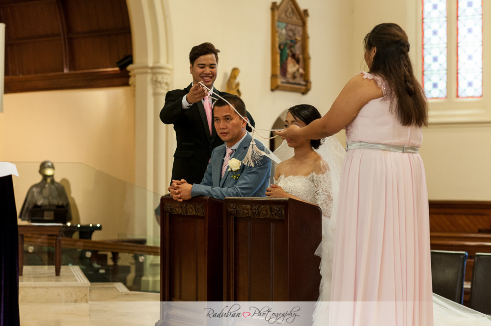 Jerome-DG-st.-patricks-cathedral-wedding-affordable-auckland-wedding-photographer-raduban-photography