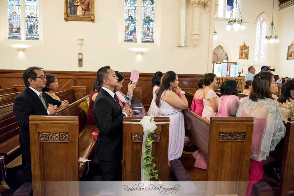 Jerome-DG-st.-patricks-cathedral-wedding-affordable-auckland-wedding-photographer-raduban-photography