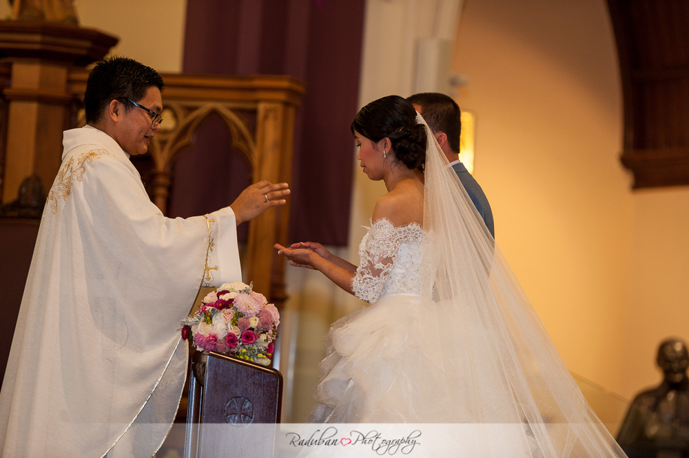 Jerome-DG-st.-patricks-cathedral-wedding-affordable-auckland-wedding-photographer-raduban-photography
